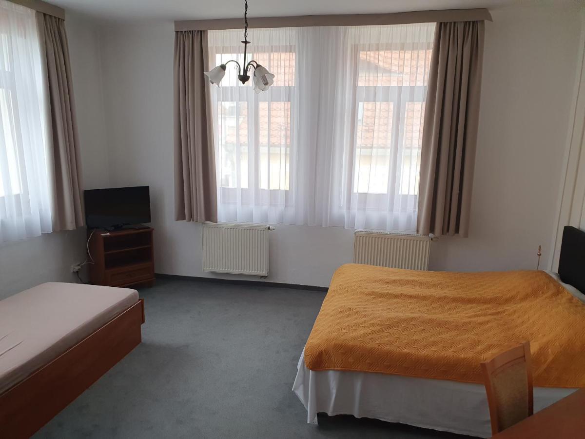 U Tri Sedlaku Guest house